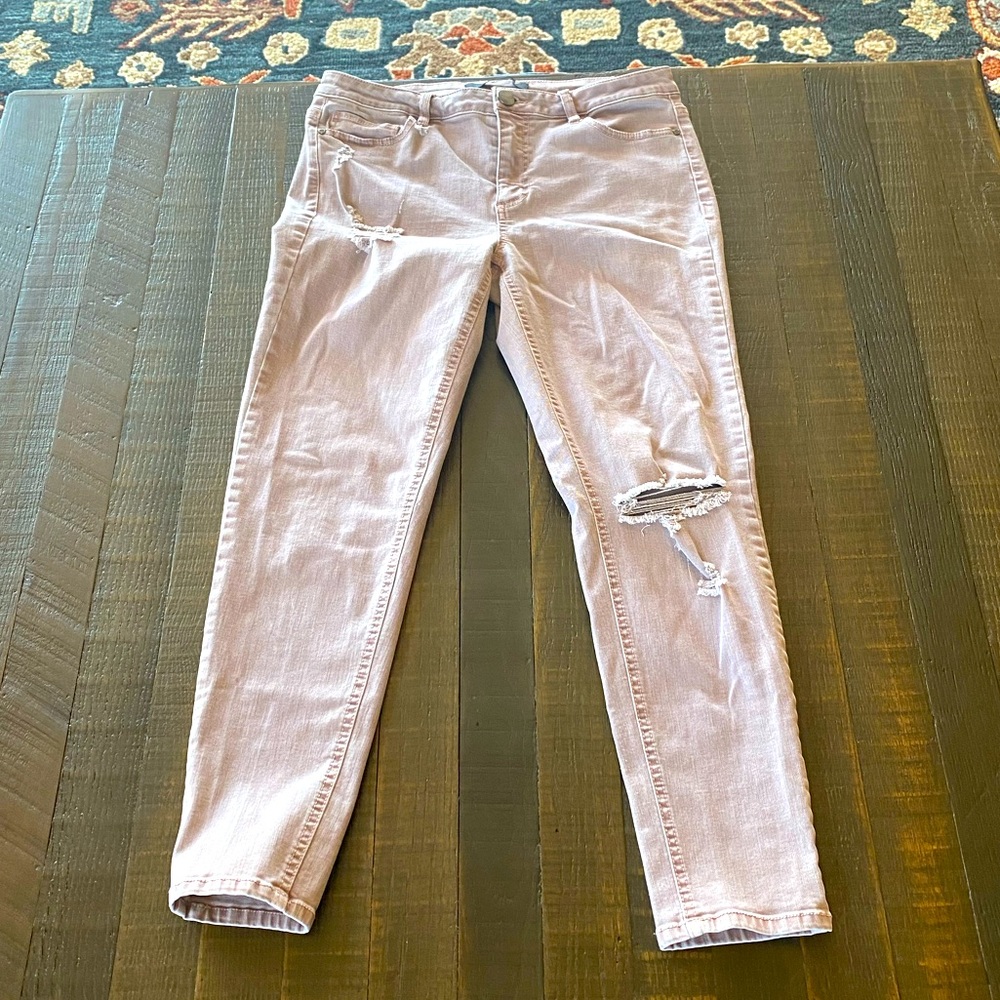Tinsel Denim Couture Skinny Colored Pants. Size 29.